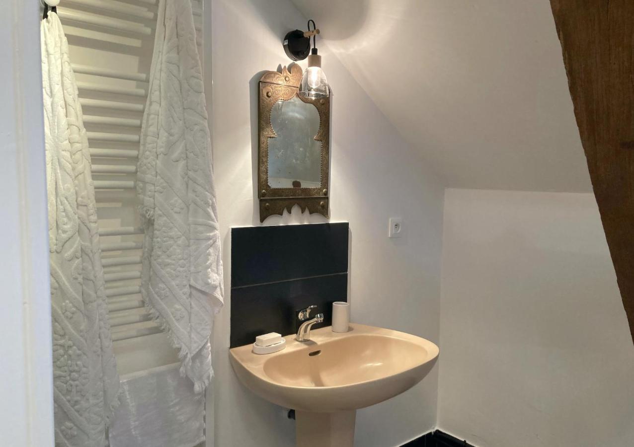 Guest house La Doucelle Culture Et Bien-etre Lignieres-Orgeres