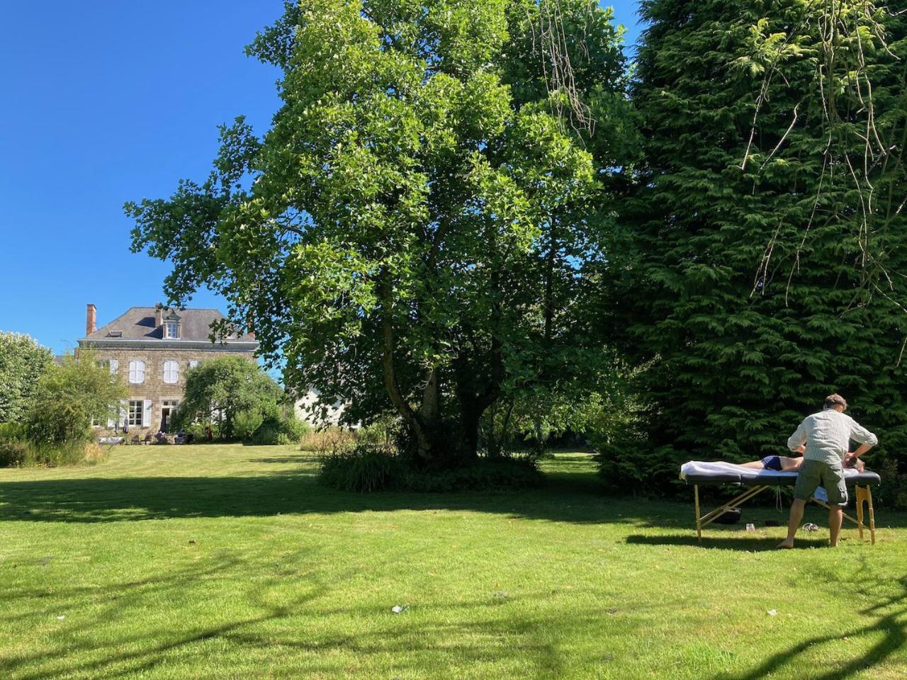 La Doucelle Culture Et Bien-etre Guest house *